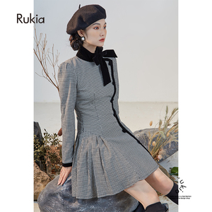 rukia/早秋温柔风连衣裙复古女别致甜辣很仙的裙子艺术生风格奶甜