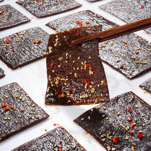 思乡山臭干子辣条臭豆腐零食湖南特产儿时麻辣片经典怀旧童年小吃