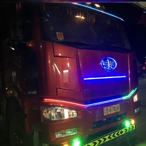 新款 货车彩灯v中网灯七彩跑马灯汽车灯灯a带辅助灯24伏爆闪灯