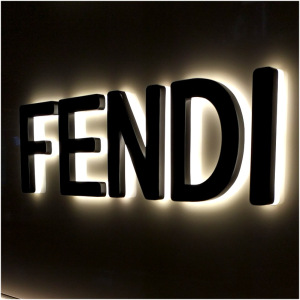 不锈钢背水晶底发光字拉丝镜面8k黑钢不锈钢面门头招牌背光字