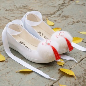 少女大童古代鞋子配汉服旗袍穿绣花演出鞋女童学生走秀布艺高跟鞋