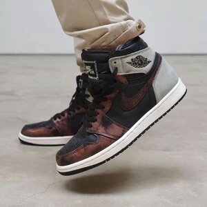 耐克 air jordan 1 aj1古铜男女同款高帮运动休闲板鞋555088-033