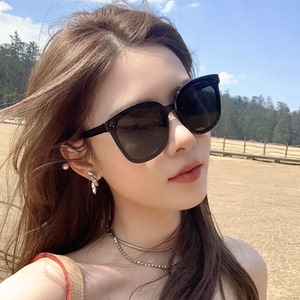 新款韩系黑框墨镜女大脸显瘦防紫外线白框太阳眼镜男开车防晒眼镜
