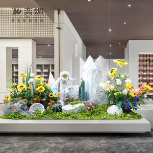 仿真绿植仿真花艺向日葵景观室内橱窗展厅网红宇航员摆件造景组合