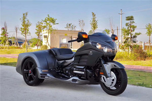 进口本田金翼倒三轮1800六缸水冷重机车f6b巡航踏板摩托车正三轮