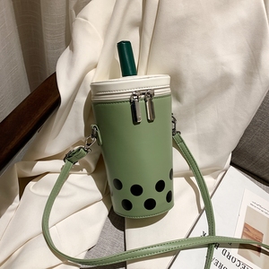奶茶杯包包女可02新1款潮日系2爱少女创意设计水桶v网红单肩斜挎