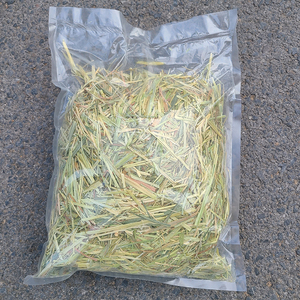 进口黄金澳麦草段精挑澳大利亚青黄燕麦草碎兔子龙猫豚鼠干草一斤