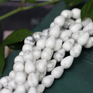 【雪】原色白松石/菱镁矿/胖水滴竖孔/diy配件半成品/无优化