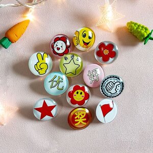 幼儿园儿童奖励小勋章班级荣誉小学生奖章你真棒胸章大z红花朵徽