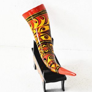 四川凉山西昌少数民族彩绘工艺品漆画昭觉彝族漆器大 小牛角摆件