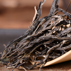 凤庆大叶种普洱茶