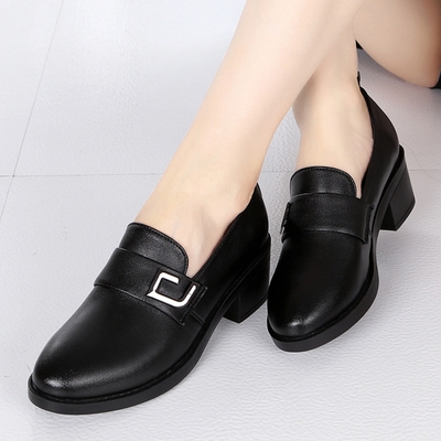 春秋皮鞋女2018新款真皮中跟