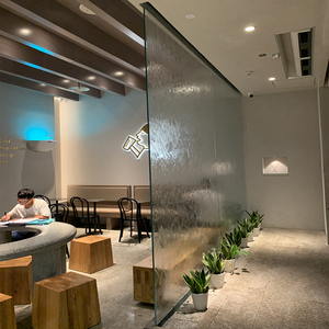 玻璃流水墙屏风室内景观造景公司大堂喷泉流水幕墙形象墙餐厅送礼