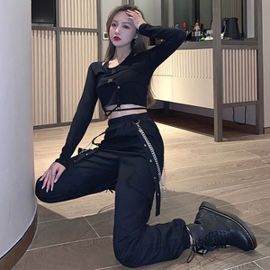 飒酷女孩辣妹穿搭帅气甜酷风格女装秋季工装裤搭配长袖上衣服ins