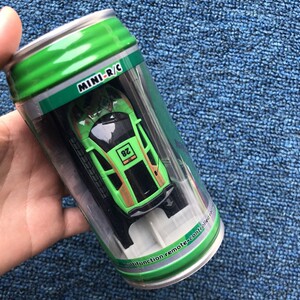 易拉罐遥控车最小的迷你乐罐车儿童玩具便携收纳小汽车赛车漂移
