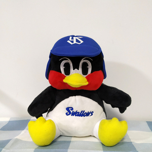 日本棒球养乐多燕子队吉祥物 燕九郎 毛绒公仔坐姿玩偶 尾货 新品