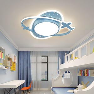 抖快创意北欧儿童房吸顶灯led卧室灯男孩蓝色星球简约卡通飞机房