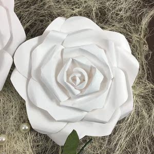 梦幻花艺纸花坊白色婚纱影楼橱窗装饰大型婚庆卡纸花玫瑰花会场庆