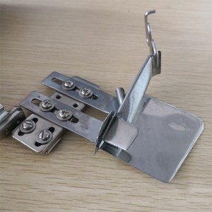 定规四线锁边机绳子捆条器包缝机滚绳嵌线滚边455b拉筒l一瓶哥同