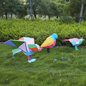 玻璃钢几何小鸟雕塑小区学校广场商城和平鸽落地摆件装饰美陈定制