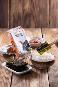 韩国进口零食即食香脆金父子鱼籽海苔6g*9连包休闲营养小吃