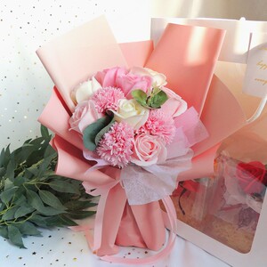 康乃馨花束送妈妈生日仿真花香皂花母亲节粉色肥皂花干花毕业礼物
