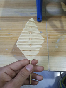 豆腐串制品干串兰花干货麻辣烫鸡汁豆腐切花机商用豆腐串切花刀机