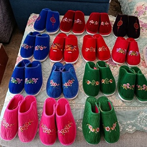 手工刺绣鞋面布手工成品灯芯绒绣花拖鞋婚鞋居家拖鞋双