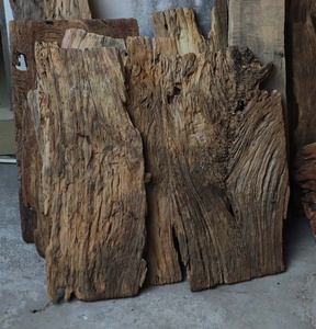 新品旧香樟木风化木老木板烂木头枯木摆件原木自然天然实木创意饰