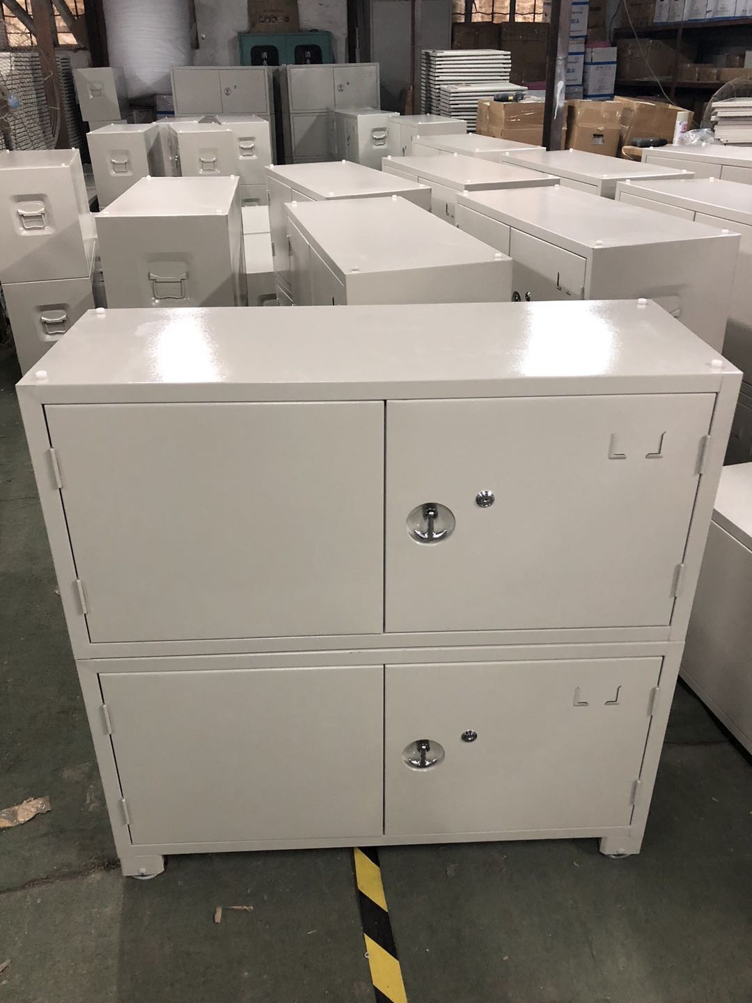 22分体文q件柜带锁广州铁皮文件柜 多门储物柜 资料柜 加厚5层档