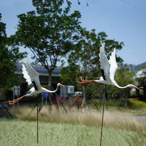 室外园林景观仿真动物雕塑玻璃钢材质飞仙鹤摆件庭院草坪白鹭装饰