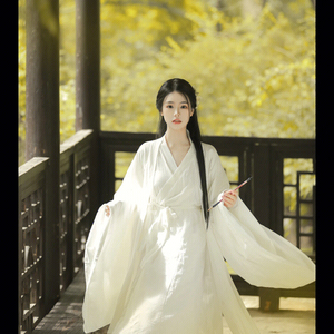 汉服白色