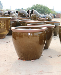 宜兴陶瓷150斤的水容量的水缸.1号阔边缸