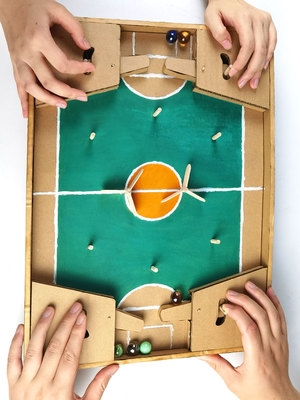 手工制作教玩具纸箱废旧材料diy自制玩教具半成品 幼儿园桌面足球