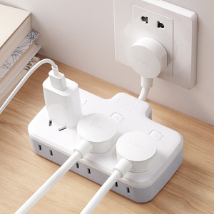 公牛三角插座头转换器带独立开关按钮的插座板带短线插头挂墙插排