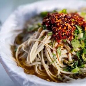 云南昭通回乡清真金豌豆凉粉原e料小豌豆粉小扁豆鸡豆金豌豆面粉