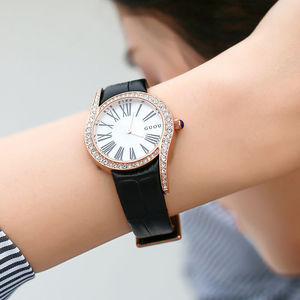 古欧guou香港品牌女表时尚镶钻复古女士手表女真皮带防水满天星