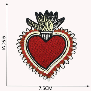ii新品刺绣潮牌心形图案f布贴个性衣服裤y子包包diy装饰熨烫补20