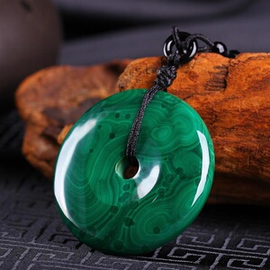 天然孔雀石平安扣绿宝石吊坠饰品男女学生绿色水晶项链护身符吊坠