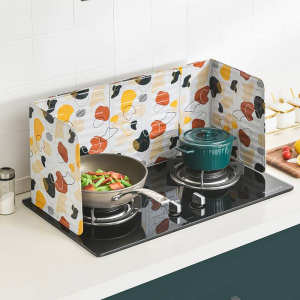 燃气灶隔热挡火板厨房挡油板灶台耐高温防油隔热板煤气炒菜防油溅