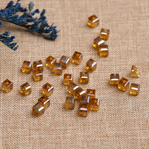 000人付款淘宝水晶方糖4841切角正方体奥钻4/6/8mm耳钉吊坠diy饰品