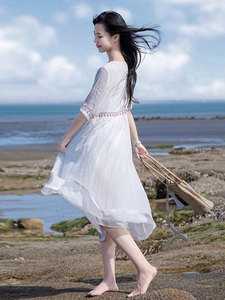 夏季新款亚麻白色连衣裙女高端品牌名嫒气质沙滩渡假剌绣棉麻长裙