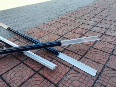 电梯地坎固定支架