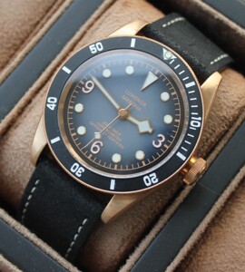 海鸥手表青铜潜水夜光男表大铜花防水蓝宝石全自动机械新款真皮