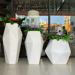 现代玻璃钢商场落地组合花盆装饰创意不规则菱形钻石切面欧式高端
