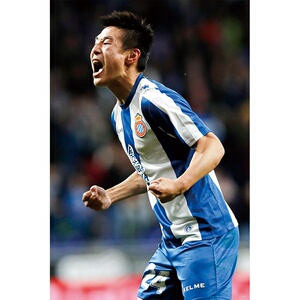 武磊海报中国男足球星西班牙人俱乐部世界杯宿舍卧室墙贴壁纸x装.