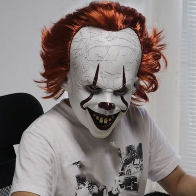 小丑面具皮的