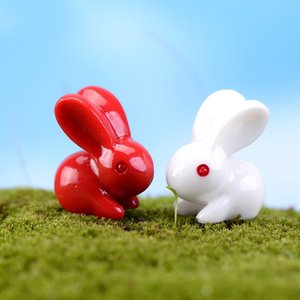 可爱小白兔红色迷你树脂兔子情侣款小公仔小玉兔微景观多肉装饰