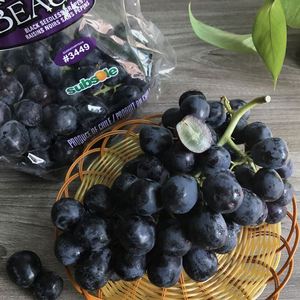 智利无籽黑提3斤新鲜葡萄超甜进口无籽提子新鲜孕妇水果顺丰空运
