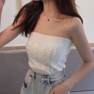 性感吊带女显胸百搭